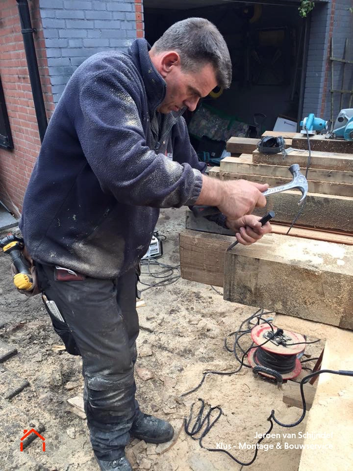 Jeroen van Schijndel aan het werk