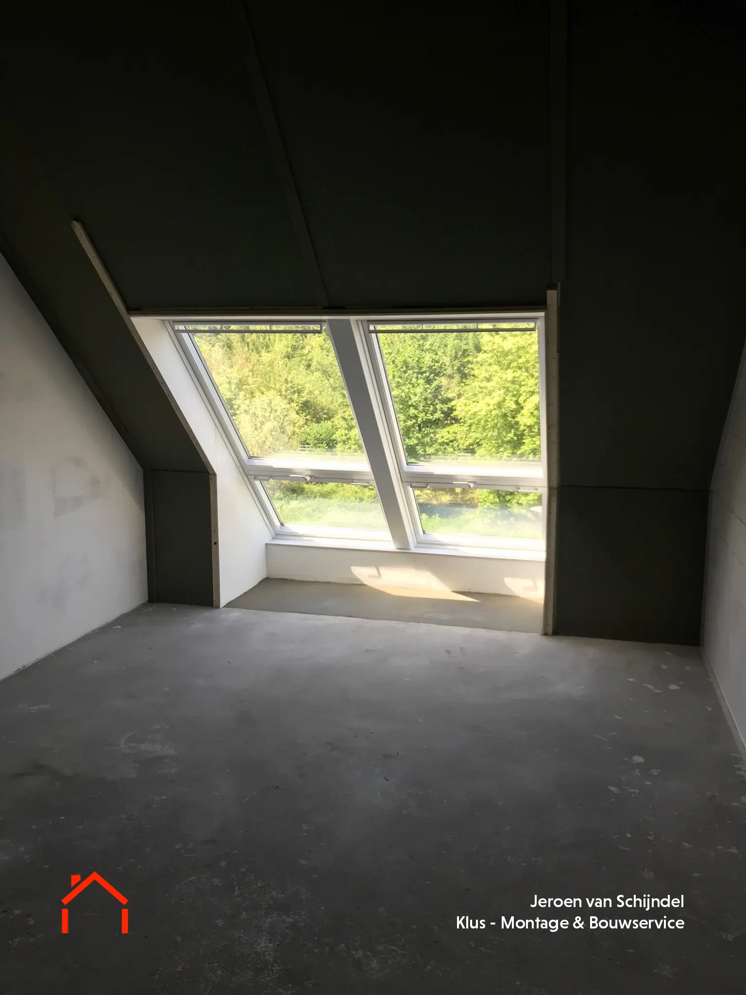 VELUX dakramen installatie in zolder door Jeroen van Schijndel